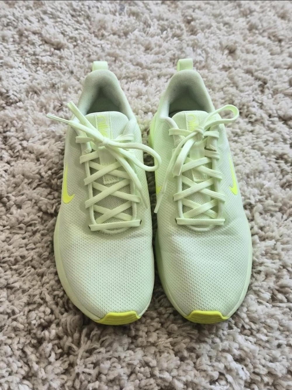 7.5 Women’s Neon Yellow Athletic Sneakers